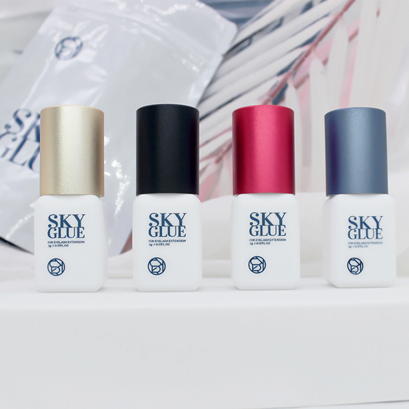 Makeup Plus Beauty - 1 butelka Sky S Plus Glue