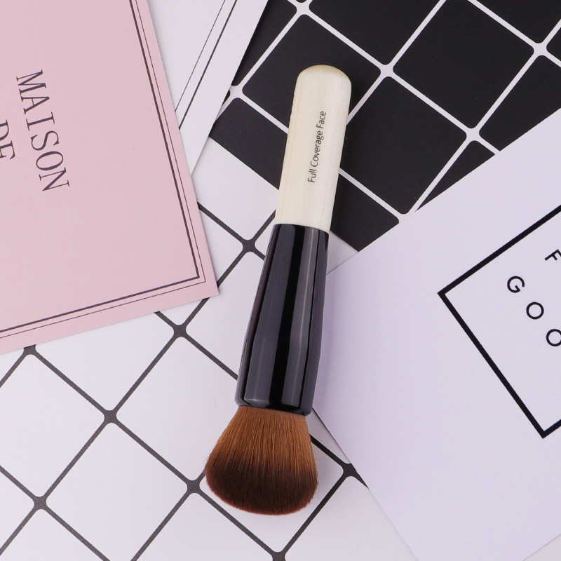 Concealer Full Coverage - Pędzel do makijażu w proszku Drewniany