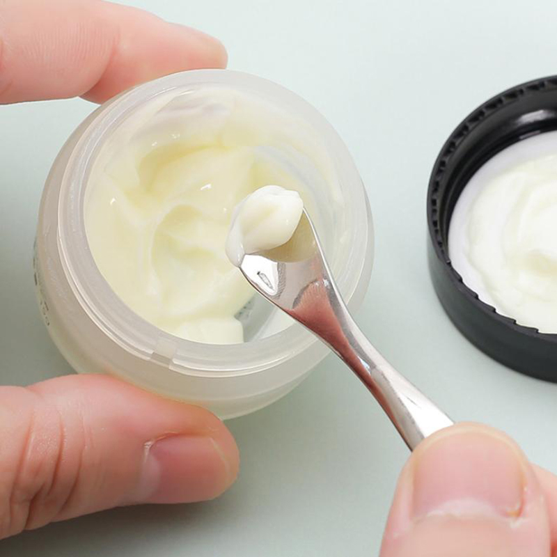 Łyżeczki do makijażu i kosmety – Beauty Makeup Cream recenzja i cena